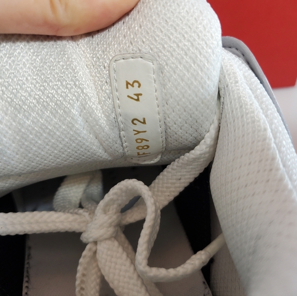 $970 Valentino Garavani Skate Slip-on Lace Up Sneakers Sz 10 - Picture 13 of 16